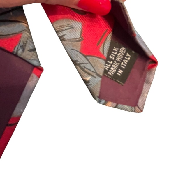 ❤️CHRISTIAN DIOR stylish vintage colorful men’s silk tie.  Red. tan, Gray-teal. - Picture 5 of 8